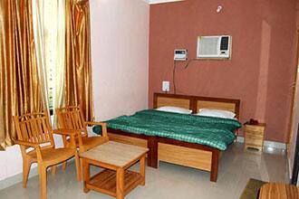 Ambience Garden Resort, Lansdowne 2